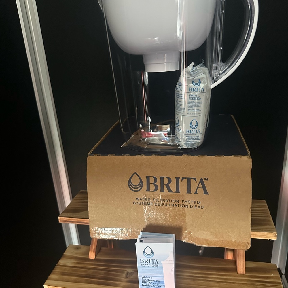 Brita Standard Filter with Blue and White Design